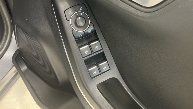 Ford Puma 1.0 EcoBoost Hybrid mHEV ST-Line 5dr Petrol Hatchback